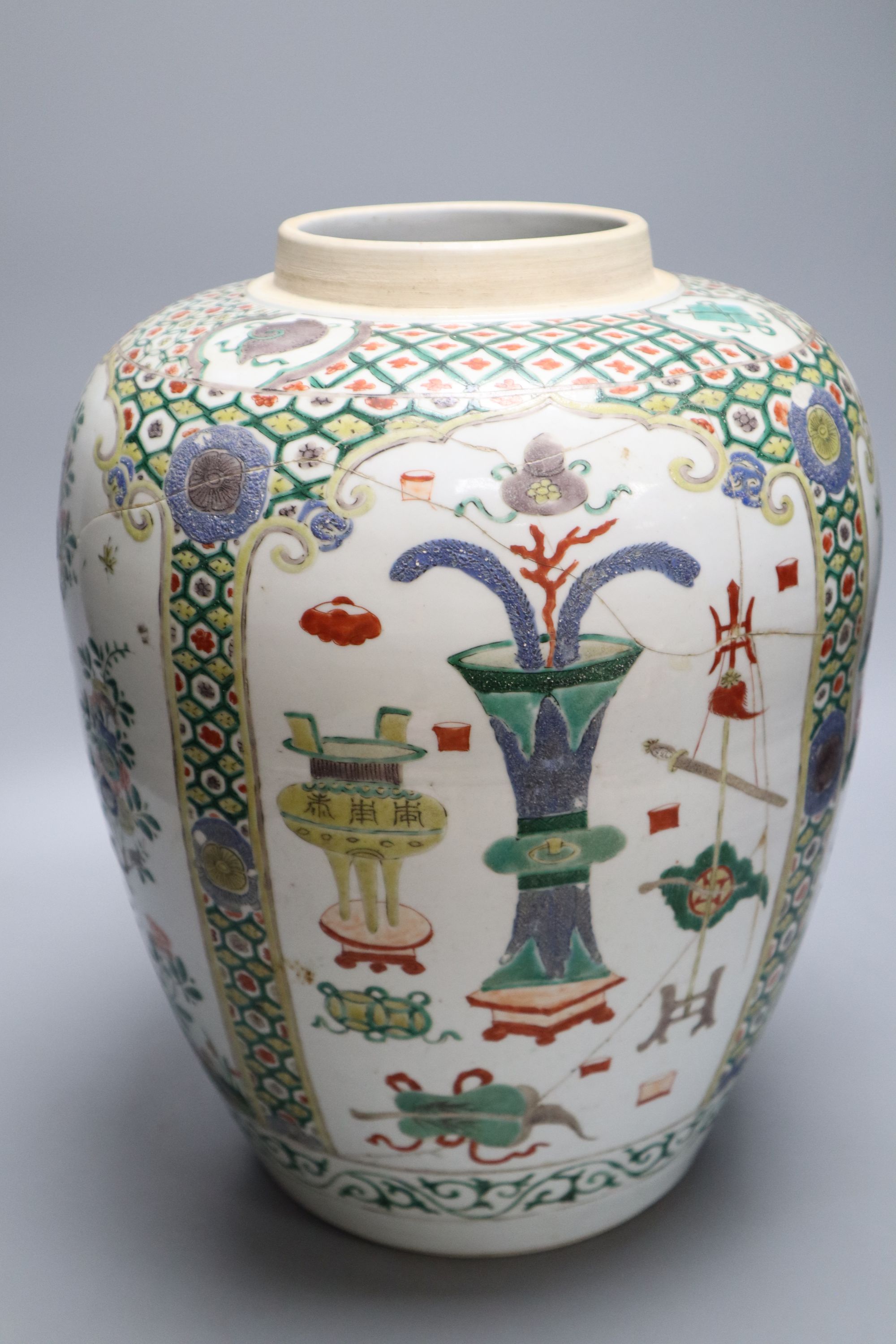 A Chinese famille verte vase, Kangxi period, height 33cm